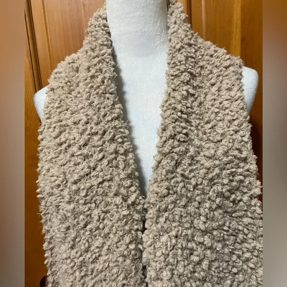 Maurices Teddy Wrap Vest - Picture 2 of 4